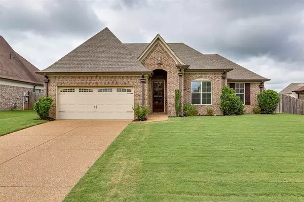 80 WHISPERING CREEK CV, Oakland, TN 38060