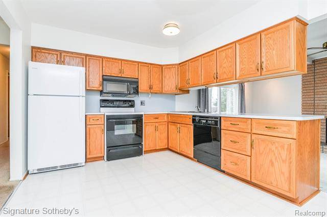 Troy, MI 48083,2731 DOVER DR