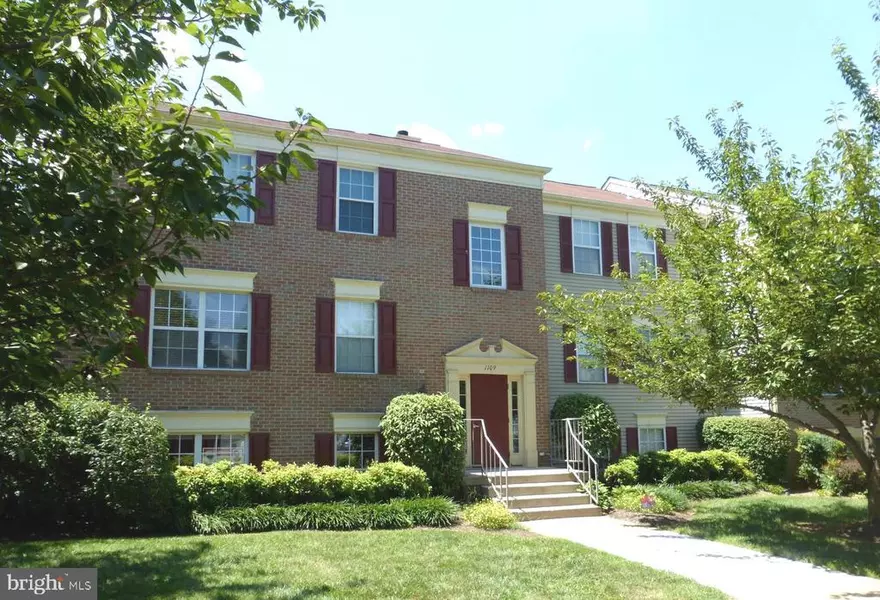 1109 HUNTMASTER TER NE #101, Leesburg, VA 20176