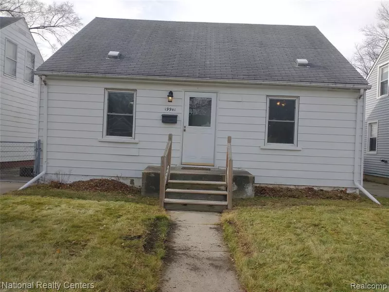 19941 WOODWORTH, Redford, MI 48240 1125