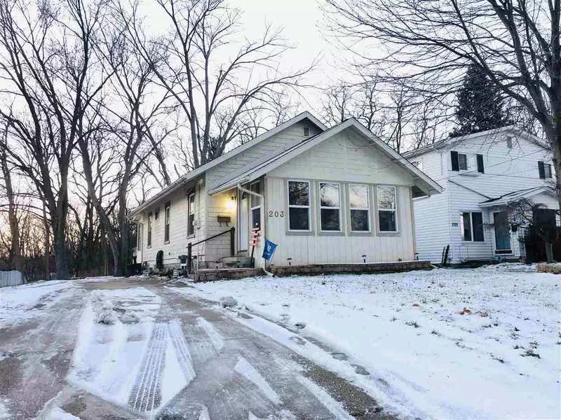 203 Boman, Flushing, MI 48433