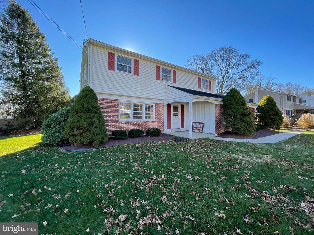 Yardley, PA 19067,3 PLYMOUTH LN