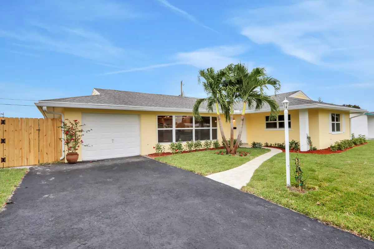 Palm Beach Gardens, FL 33410,9956 Dahlia AVE