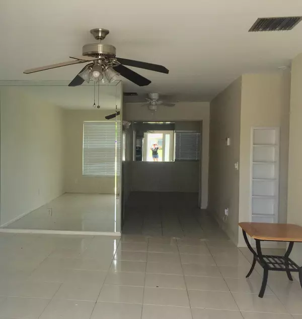 North Palm Beach, FL 33408,49 Robalo CT