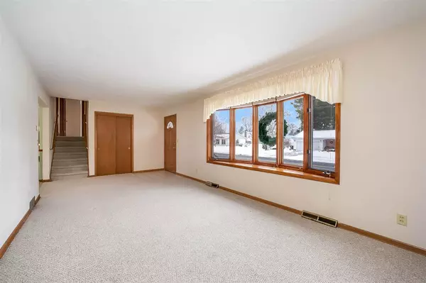 Sun Prairie, WI 53590,321 E Klubertanz Dr