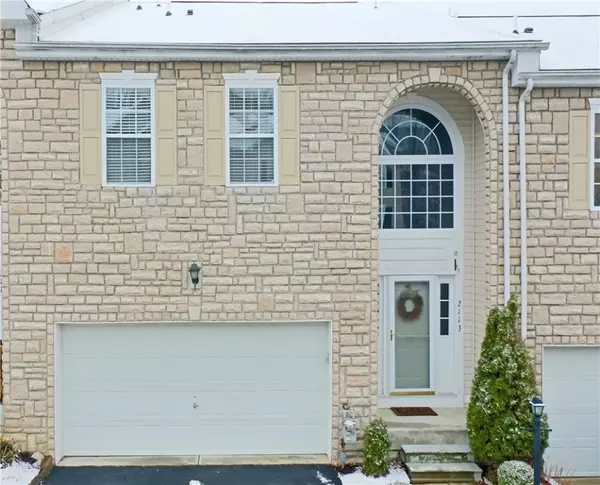 2113 Shawnee Dr, Washington, PA 15301