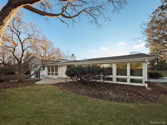 4631 BRAFFERTON DR, Bloomfield Hills, MI 48302