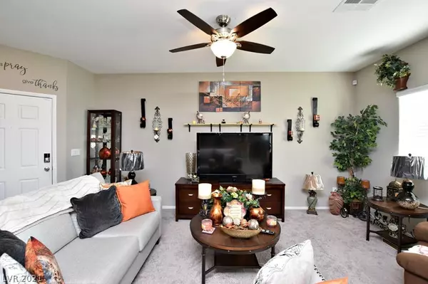 North Las Vegas, NV 89031,2715 Amazing Meadows Avenue #1183