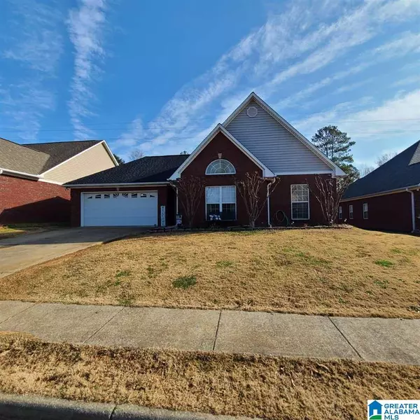 51 GARDEN CT, Lincoln, AL 35096