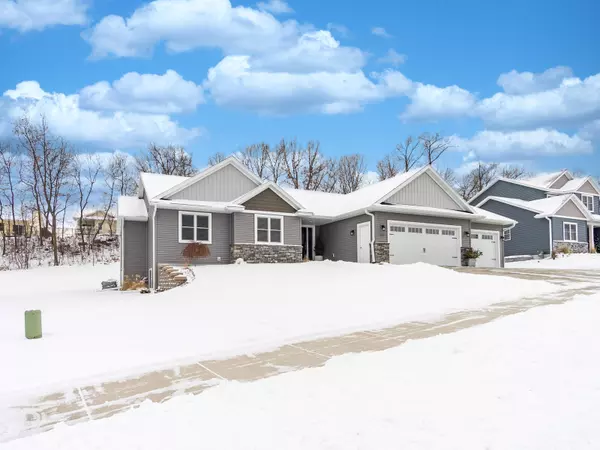 Holmen, WI 54636,800 Knollwood Dr