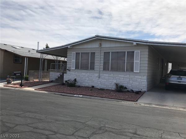 5067 Royal Drive, Las Vegas, NV 89103