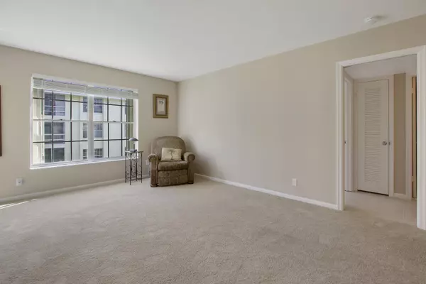 Palm Beach Gardens, FL 33418,5570 Tamberlane CIR 229