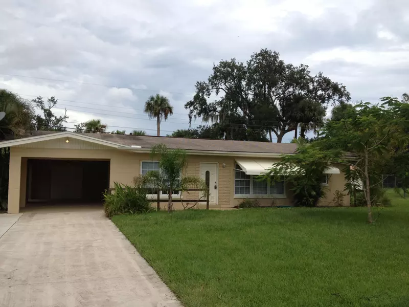 908 Coral ST, Fort Pierce, FL 34982