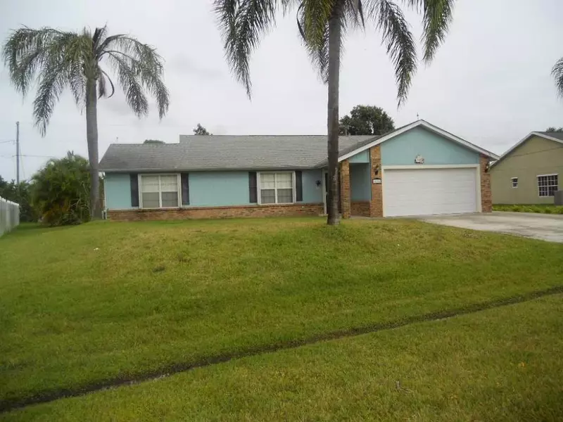 574 SW Lovell, Port Saint Lucie, FL 34953