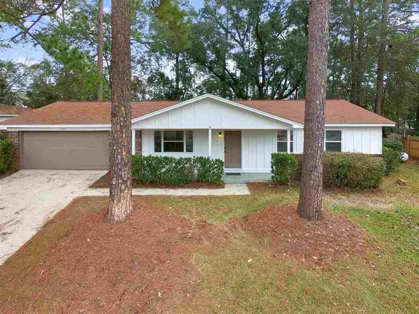 1555 Pine View Drive, Tallahassee, FL 32301