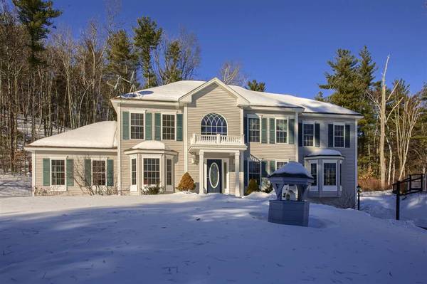 30 Monument Hill RD, Pelham, NH 03076