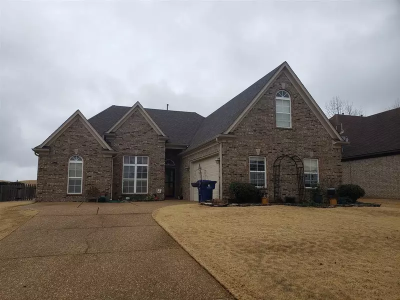 50 FAIR VIEW CV, Oakland, TN 38060