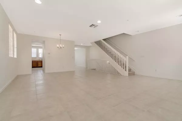 West Palm Beach, FL 33401,845 Millbrae CT 1