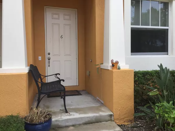 West Palm Beach, FL 33401,750 Millbrae CT 6