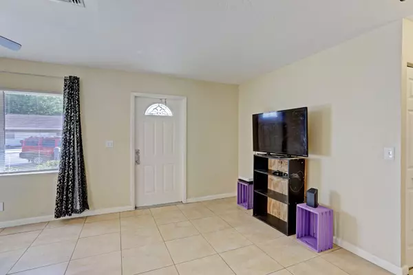 West Palm Beach, FL 33415,4980 Pimlico CT