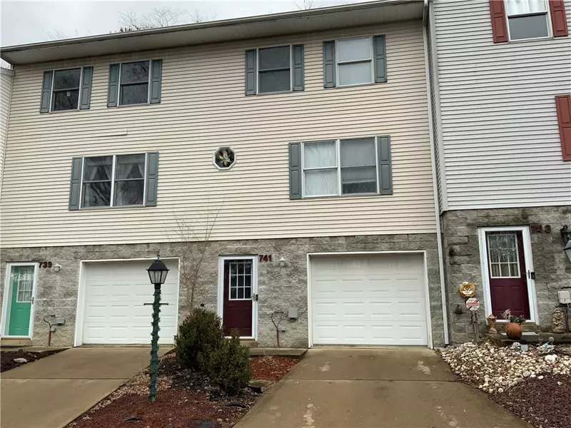 741 Dithridge Street, Jeannette, PA 15644