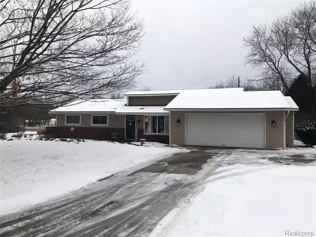 Clarkston, MI 48346,6921 ALMOND LN