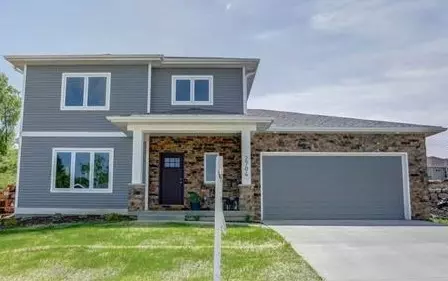 2704 TURNSTONE CIR, Fitchburg, WI 53719