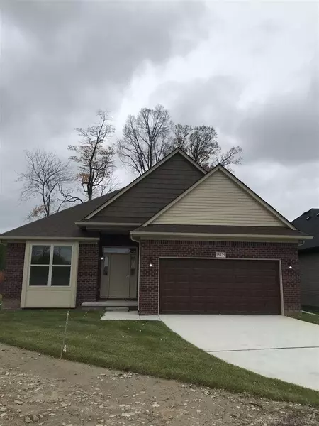 15325 Eton Pointe Dr., Clinton Township, MI 48305