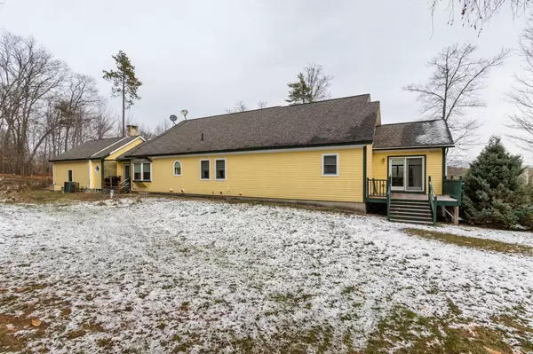 Moultonborough, NH 03254,11 Abenaki LN