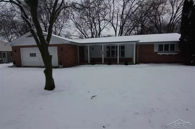 1185 PASSOLT, Saginaw, MI 48638