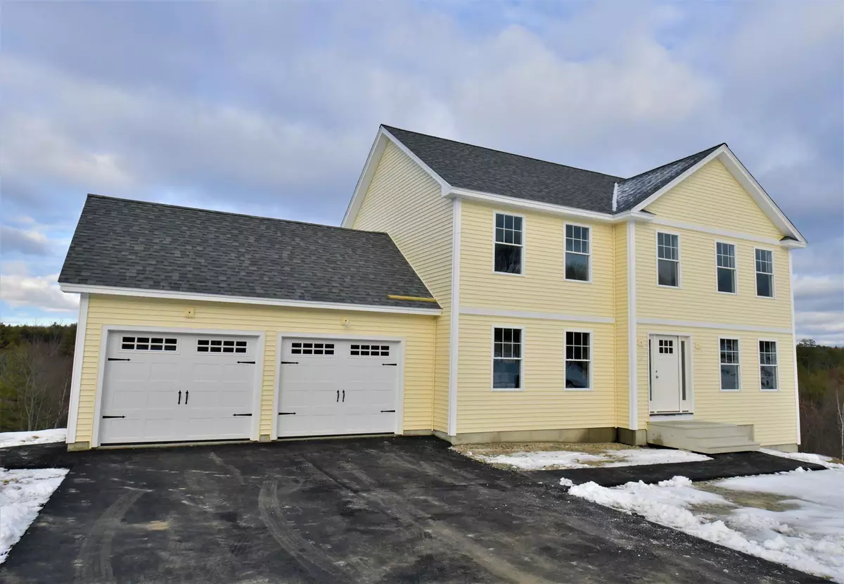 Hooksett, NH 03106,7 Marigold WAY