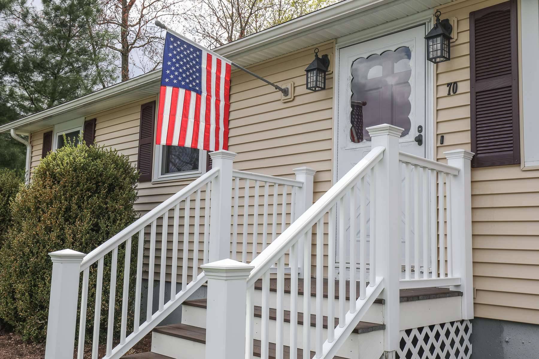 Manchester, NH 03109,70 Brennan ST