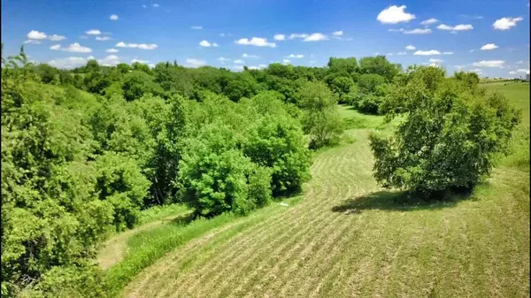 Seneca, WI 54654-9999,5.7 ac Mississippi Ridge Ln