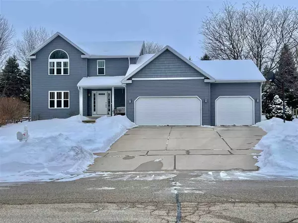 432 Burning Wood Way, Oregon, WI 53575