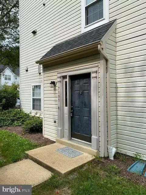 7101 MAHOGANY DR #1, Landover, MD 20785