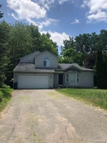 Brighton Twp, MI 48114,3248 SANDPOINT DR