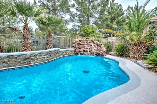 Henderson, NV 89052,25 Wade Hampton Trail