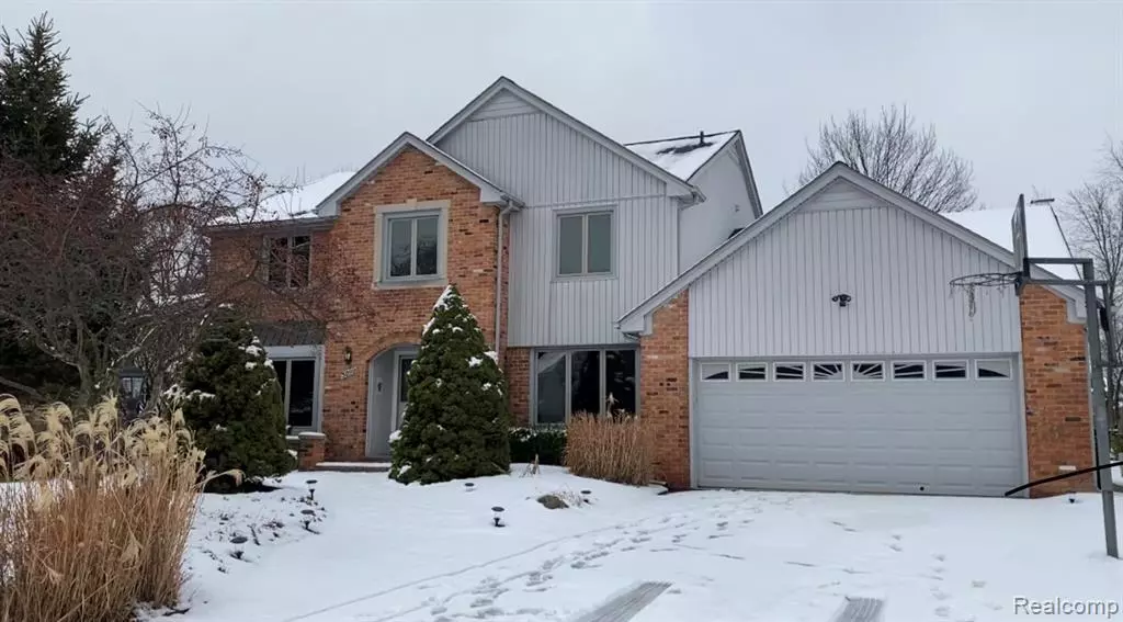 3099 BAYPOINT Drive, Rochester Hills, MI 48309 1270