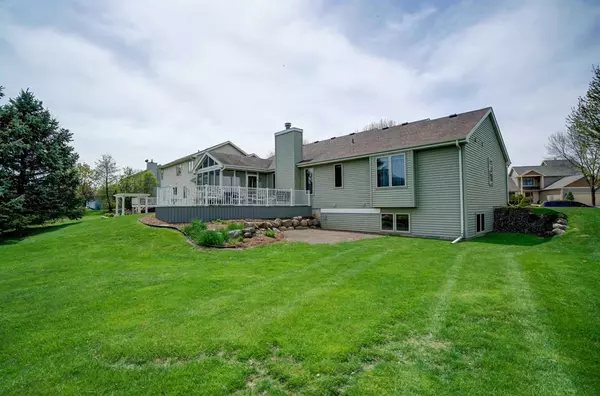 Madison, WI 53719,7122 Countrywood Ln