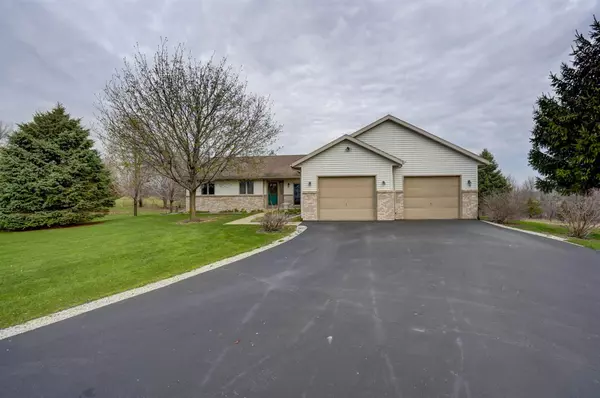 Pardeeville, WI 53954,W7876 Donlin Dr