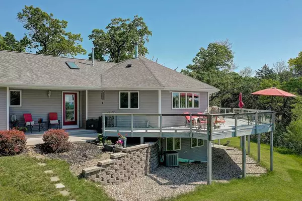 Pardeeville, WI 53954,W5749 Lintner Rd