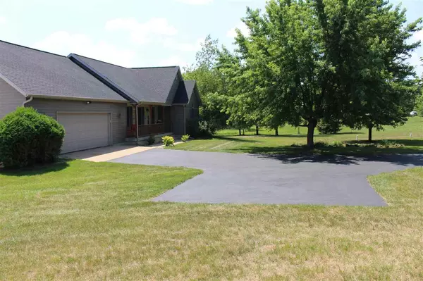 Pardeeville, WI 53954,412 Schwantz Rd