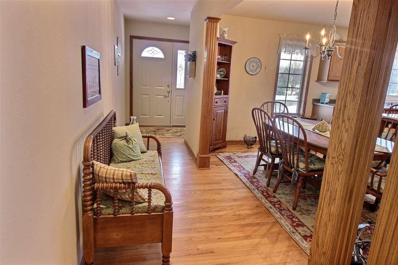 Oregon, WI 53575,814 Charles Ct
