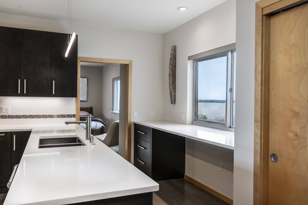 Madison, WI 53703,155 E Wilson St #602
