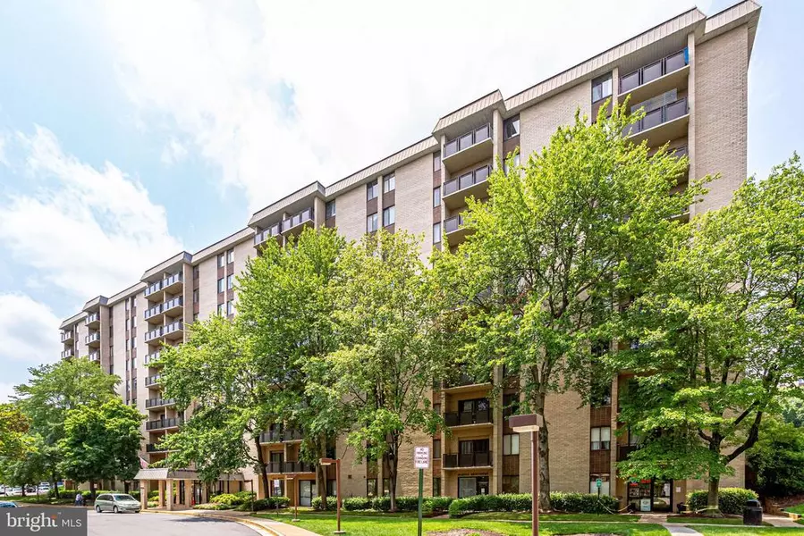 3100 S MANCHESTER ST #335, Falls Church, VA 22044