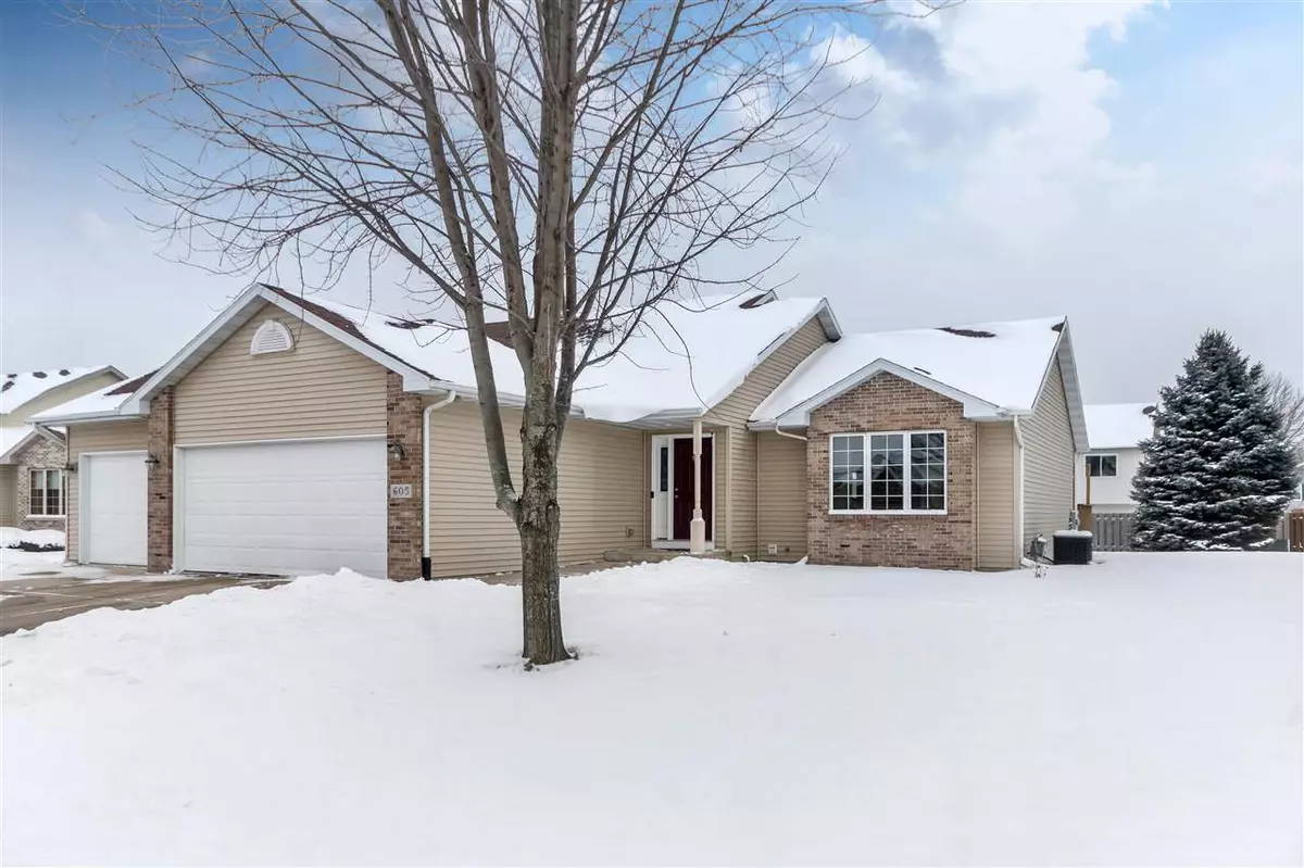 Sun Prairie, WI 53590,605 Stonehaven Dr