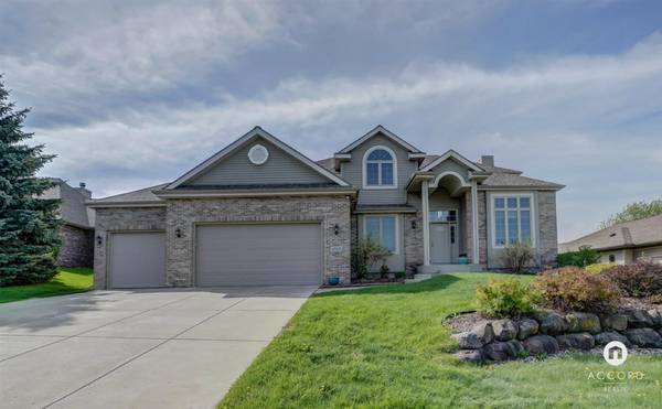 1705 Blue Ridge Tr, Waunakee, WI 53597