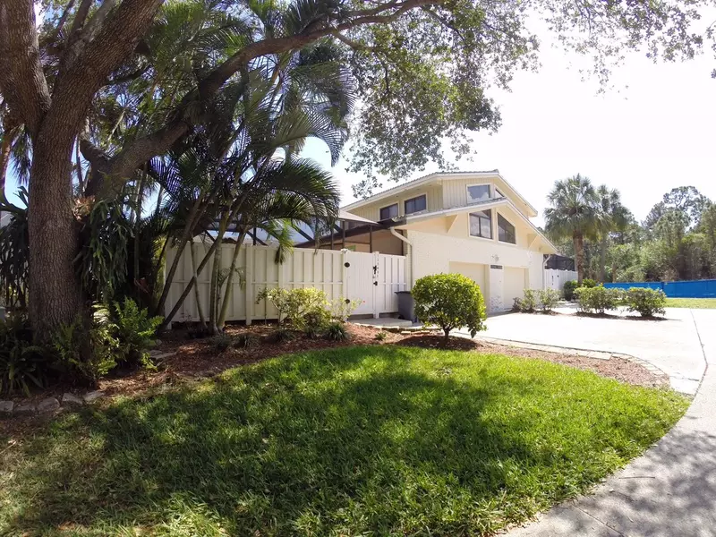 12548 Woodmill DR, Palm Beach Gardens, FL 33418