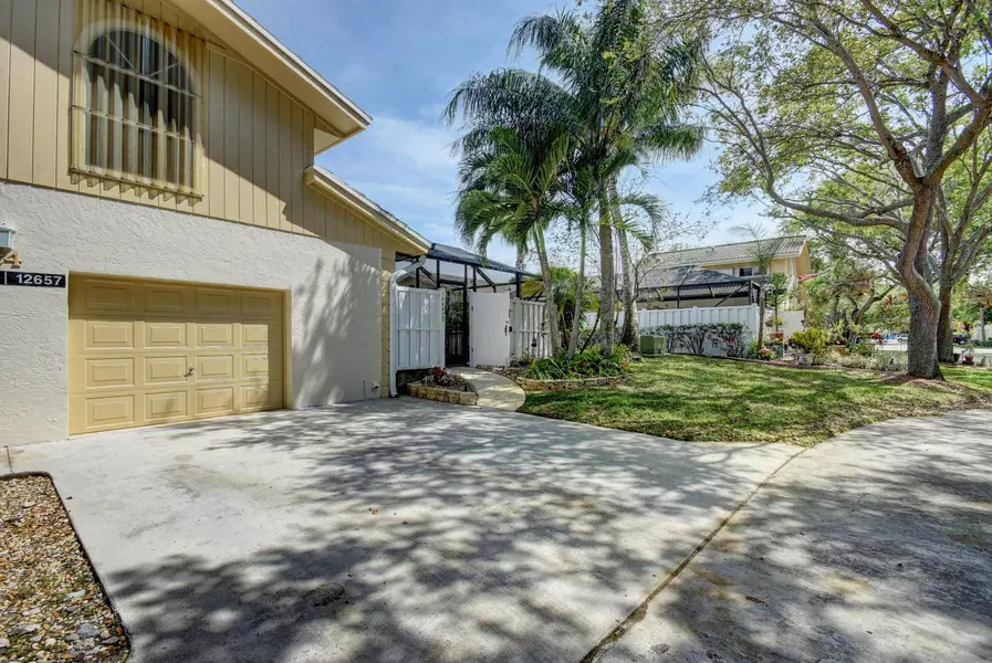 12657 Woodmill DR, Palm Beach Gardens, FL 33418