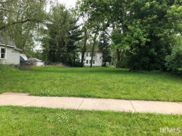 1027 W Cleveland Avenue, Elkhart, IN 46516